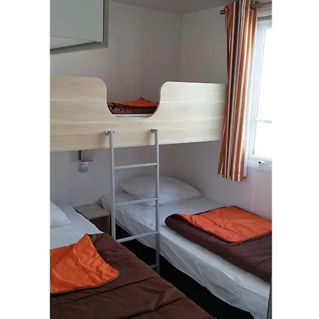 Bonnes Sur Le La Prairie Camping